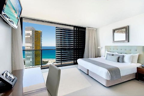 Oracle Resort Broadbeach - Gclr - Accommodation Australia 5