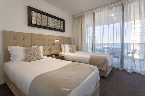 Oracle Resort Broadbeach - Gclr - Accommodation Australia 36