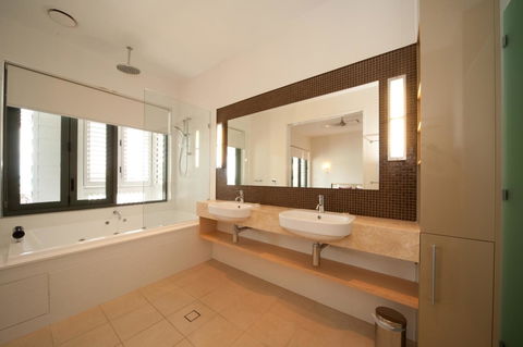 The Boathouse Apartments - Accommodation Australia 16