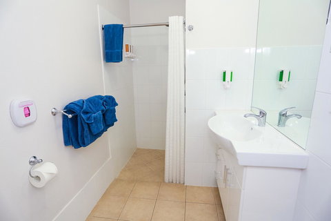 Port Douglas Motel - Local Tourism 13