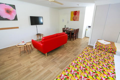 Port Douglas Motel - Local Tourism 7