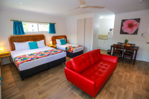 Port Douglas Motel - Local Tourism 2