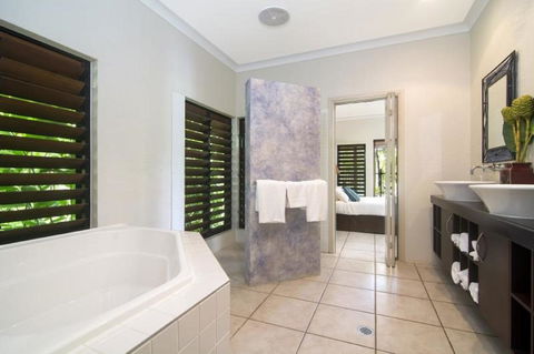 Tranquility By The Course Port Douglas - Accommodation Australia 12