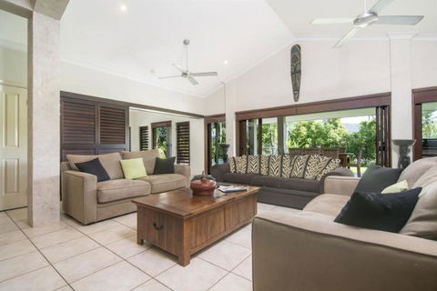 Tranquility By The Course Port Douglas - Accommodation Australia 4
