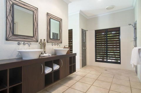 Tranquility By The Course Port Douglas - Accommodation Australia 10