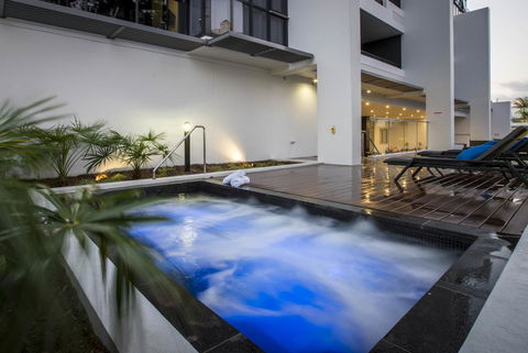 Synergy Broadbeach - Official - Accommodation Australia 5