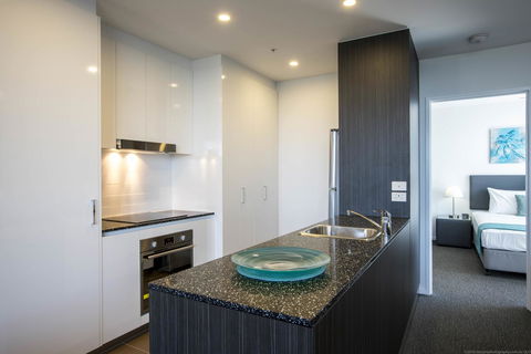 Synergy Broadbeach - Official - Accommodation Australia 1