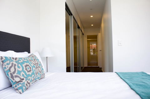Synergy Broadbeach - Official - Accommodation Australia 16