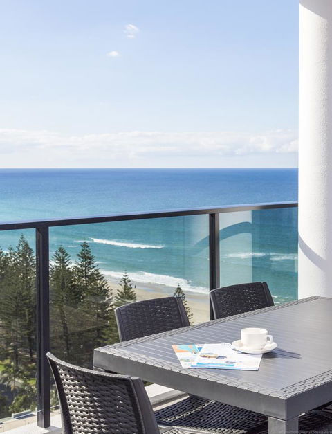 Boardwalk Burleigh Beach - Official - Australia Shopping 24