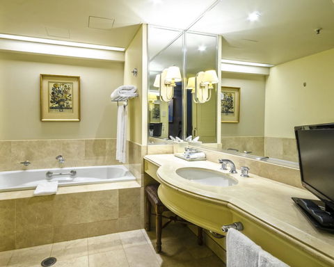 Stamford Plaza Brisbane - Bed n Breakfasts 10