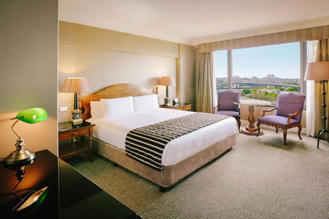 Stamford Plaza Brisbane - Bed n Breakfasts 9