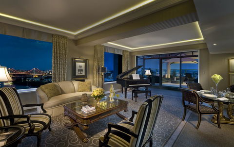 Stamford Plaza Brisbane - Bed n Breakfasts 5