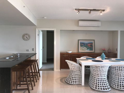 Proximity Waterfront Apartments - Accommodation Australia 23