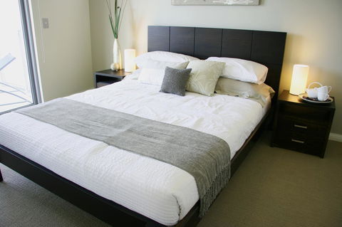 Proximity Waterfront Apartments - Accommodation Australia 36