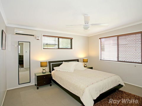 Beach House On Jones Parade, Central Coolum Beach - Local Tourism 11
