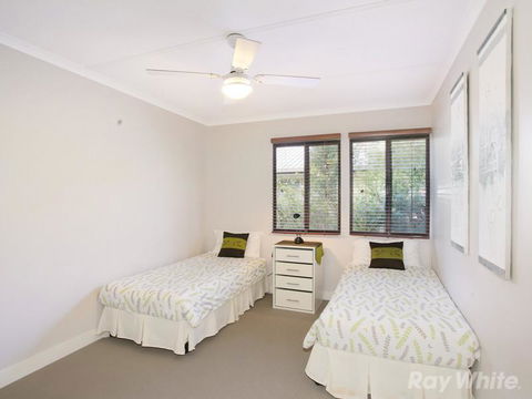 Beach House On Jones Parade, Central Coolum Beach - Local Tourism 10