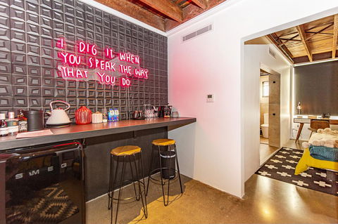The Pink Hotel Coolangatta - Accommodation Australia 20
