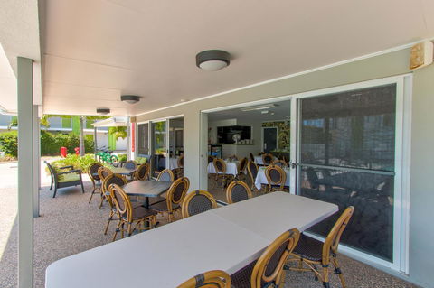 Mackay Oceanside Central Hotel Official - Accommodation Australia 15