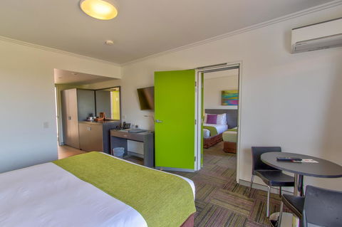 Mackay Oceanside Central Hotel Official - Accommodation Australia 12