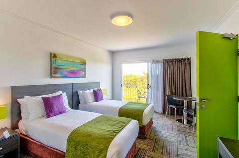 Mackay Oceanside Central Hotel Official - Accommodation Australia 11