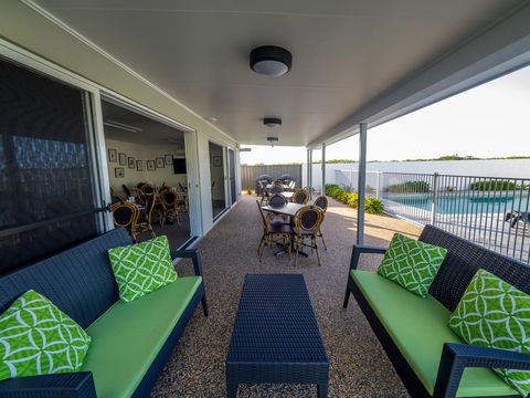 Mackay Oceanside Central Hotel Official - Accommodation Australia 32