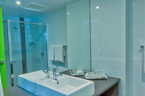 Mackay Oceanside Central Hotel Official - Accommodation Australia 13