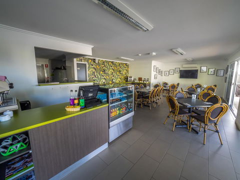 Mackay Oceanside Central Hotel Official - Accommodation Australia 31