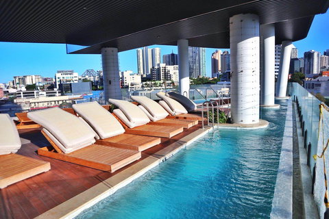 Hostrelax Residences On Alfred - Accommodation Australia 3