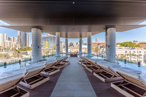 Hostrelax Residences On Alfred - Accommodation Australia 2