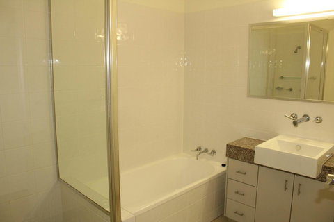 Beachside Apartment 17 - Accommodation Australia 5