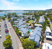 Noosa Place Resort - Australia Shopping