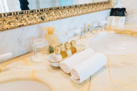 Imperial Hotel Gold Coast - Accommodation Australia 22