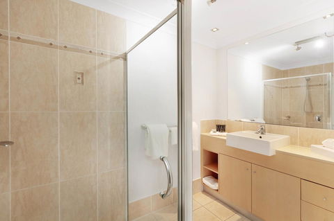 Mantra Aqueous On Port - Accommodation Australia 19