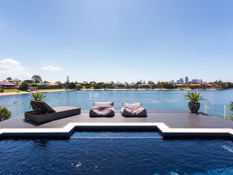 Rumrunner Resort - Accommodation Australia 0