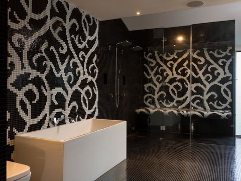 Rumrunner Resort - Accommodation Australia 26