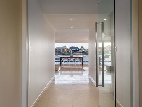 Rumrunner Resort - Accommodation Australia 2