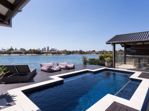 Rumrunner Resort - Accommodation Australia 4