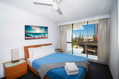 Seacrest Beachfront Apartments Surfers Paradise - Accommodation Australia 10
