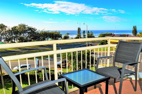Seacrest Beachfront Apartments Surfers Paradise - Accommodation Australia 36
