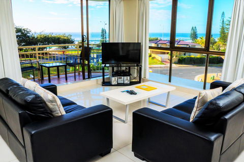 Seacrest Beachfront Apartments Surfers Paradise - Accommodation Australia 35