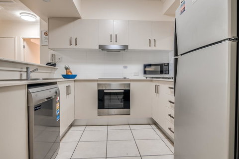 Coolum At The Beach - Australia Shopping 18