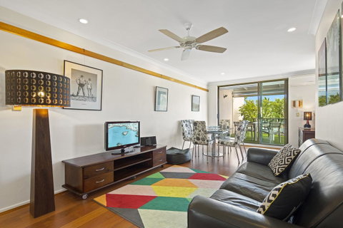 Montipora Unit 3 - In The Heart Of Airlie, Wi-fi And Netflix - Accommodation Australia 3