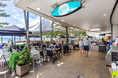 Sunset Retreat Mooloolaba - Australia Shopping 42