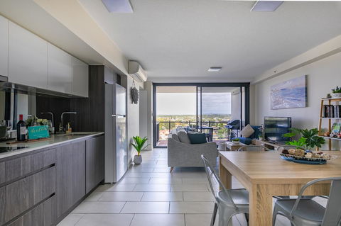 Sunset Retreat Mooloolaba - Australia Shopping 7