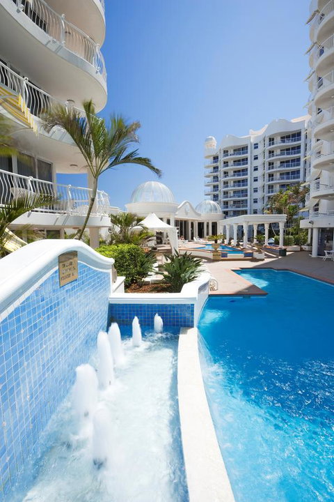 The Phoenician Resort - Australia Shopping 9