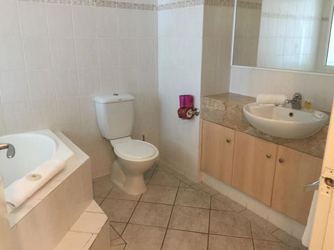 Regency On The Beach - Accommodation Australia 16