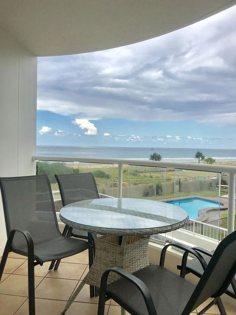Regency On The Beach - Accommodation Australia 9
