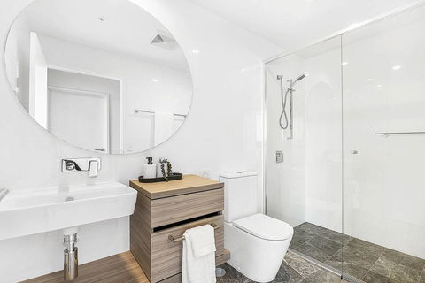 Qube Broadbeach Ocean View Apartments - Accommodation Australia 37