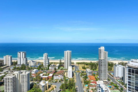 Qube Broadbeach Ocean View Apartments - Accommodation Australia 34