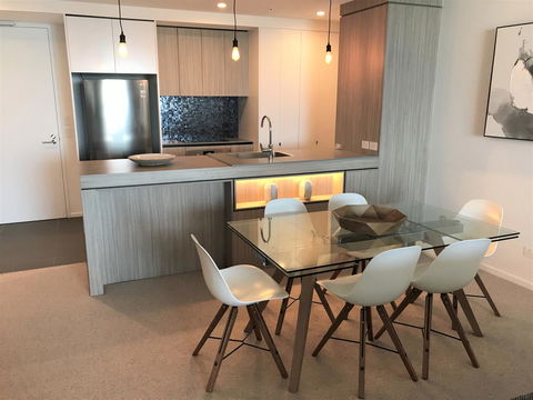 Qube Broadbeach Ocean View Apartments - Accommodation Australia 26